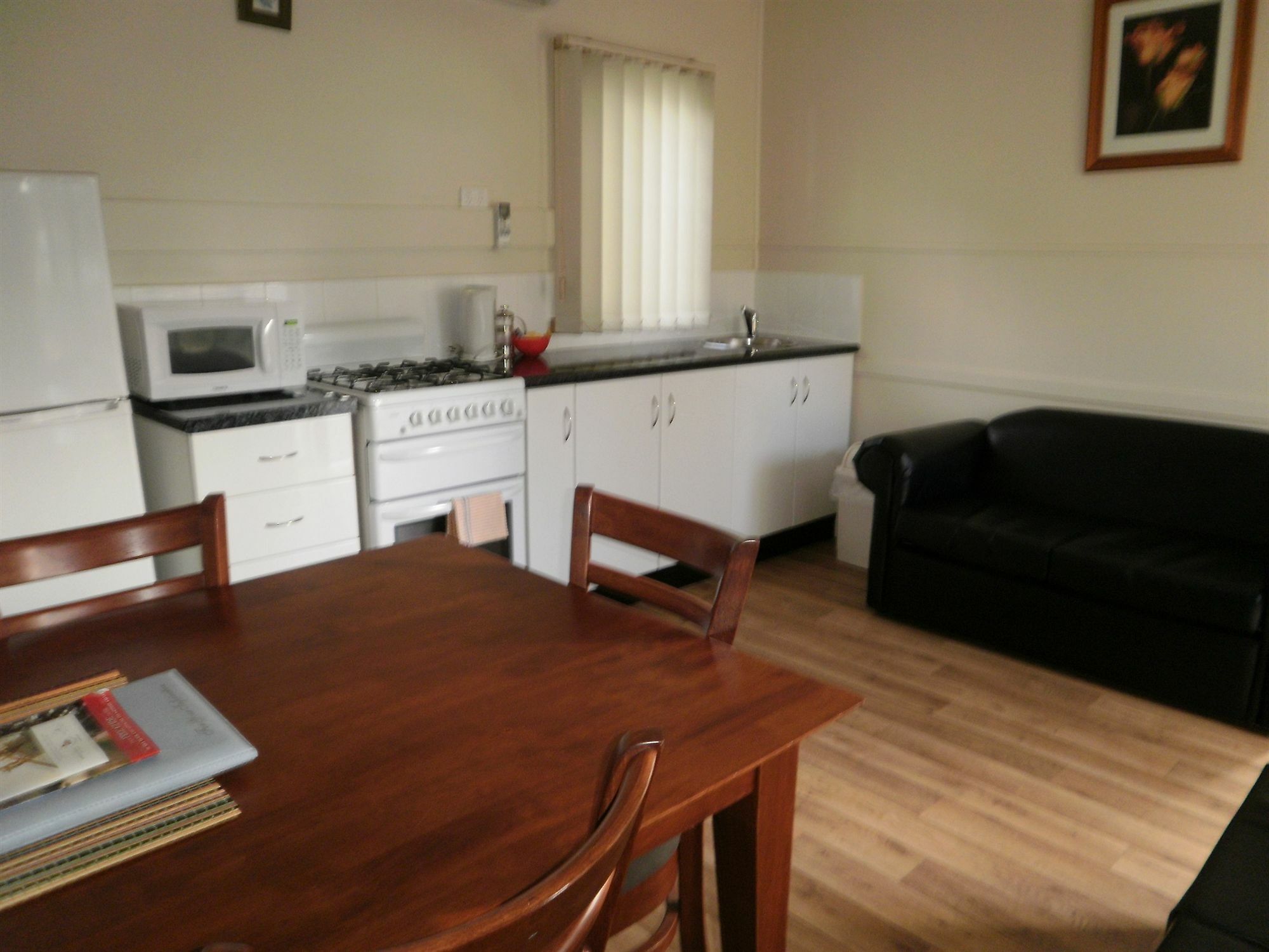 Kickback Cottages Lakes Entrance Extérieur photo