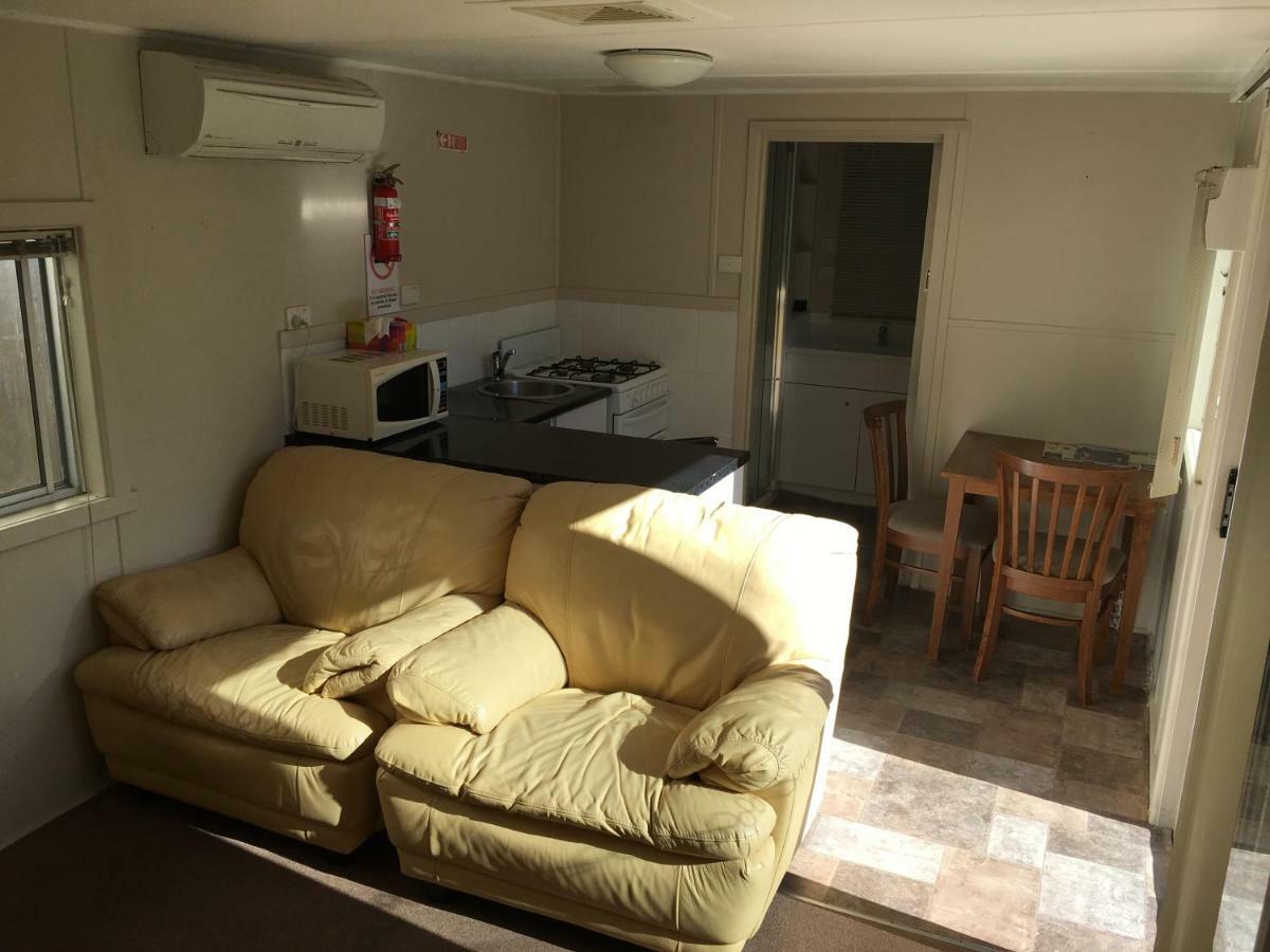 Kickback Cottages Lakes Entrance Extérieur photo