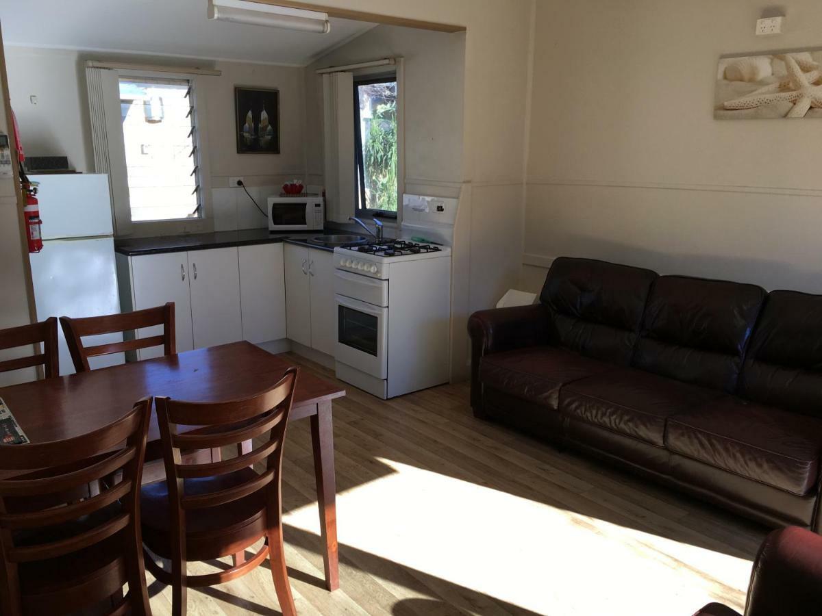 Kickback Cottages Lakes Entrance Extérieur photo