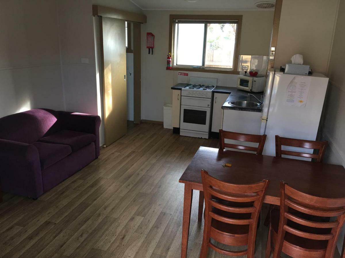 Kickback Cottages Lakes Entrance Extérieur photo