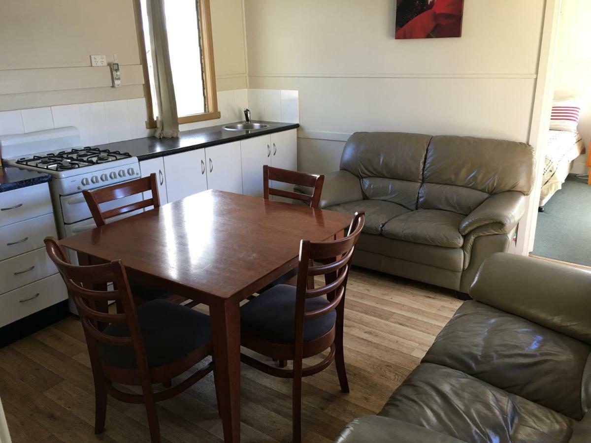 Kickback Cottages Lakes Entrance Extérieur photo